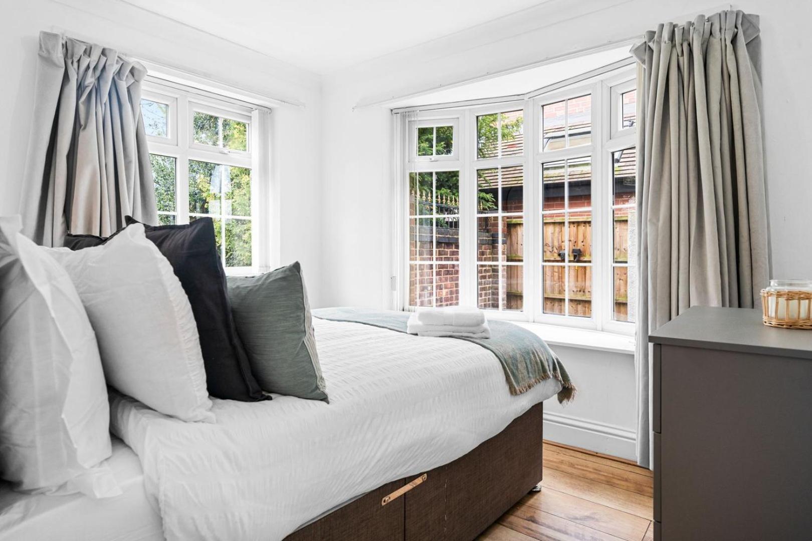 Bramcote Lane Spacious 5 Bedroom House ノッティンガム エクステリア 写真