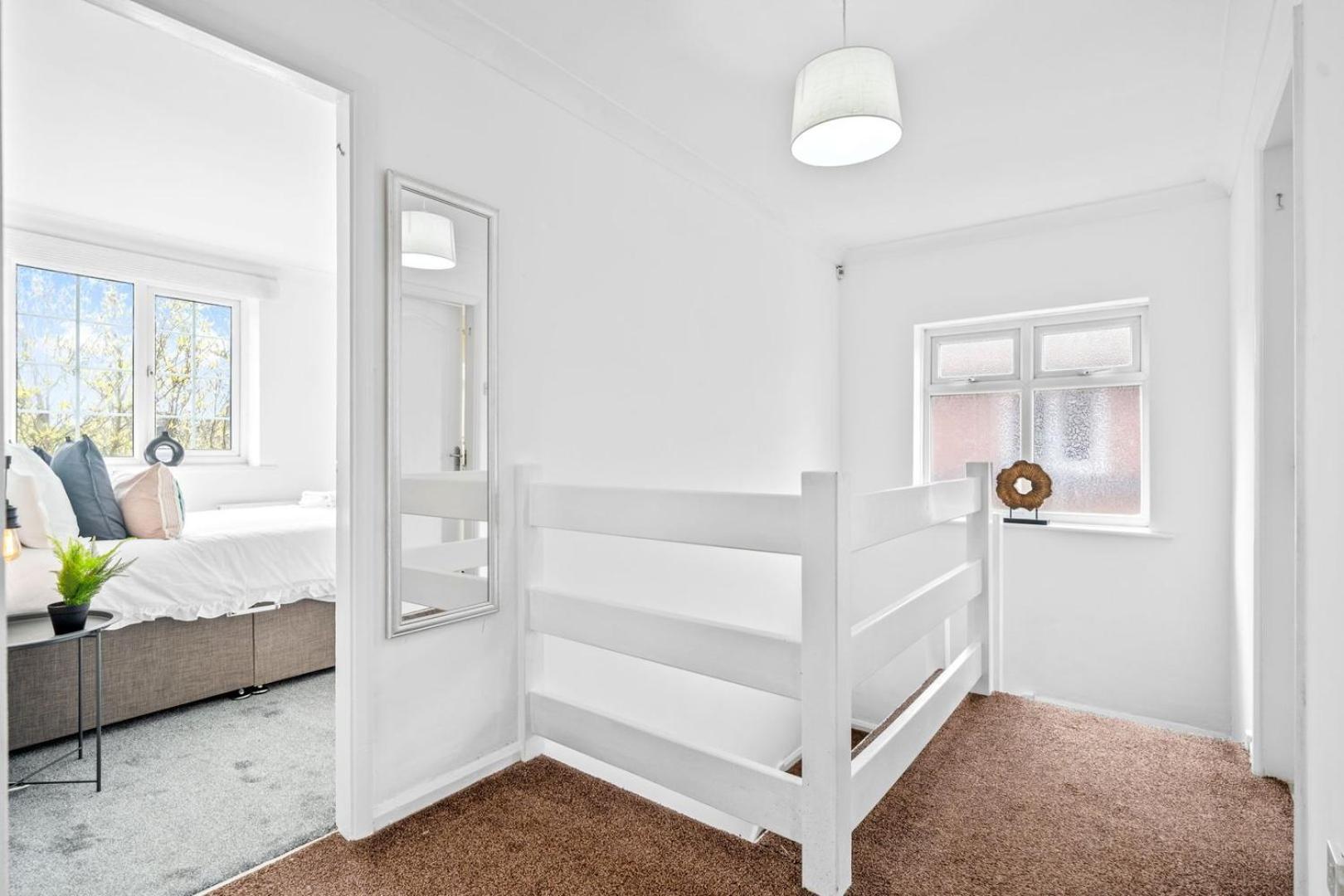 Bramcote Lane Spacious 5 Bedroom House ノッティンガム エクステリア 写真